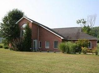 107 Painter St, New Stanton, PA 15672