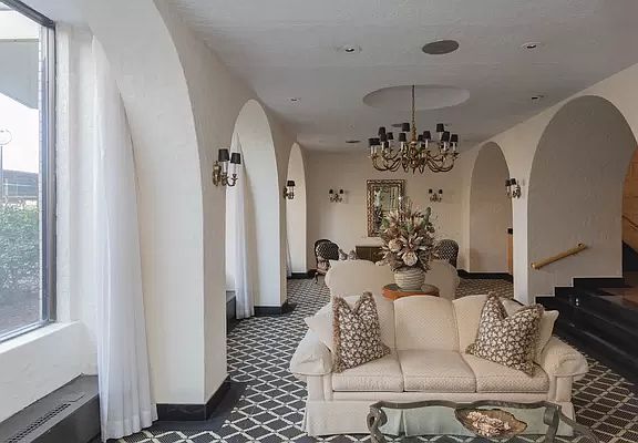 4th image of 1815 215th St APT 3L