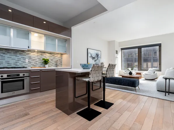 75 Wall Street image 2 of 25