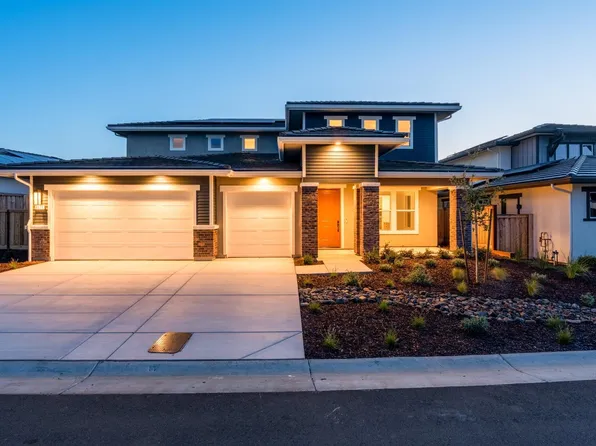 8071 Sierra Ct, Friant, CA 93626