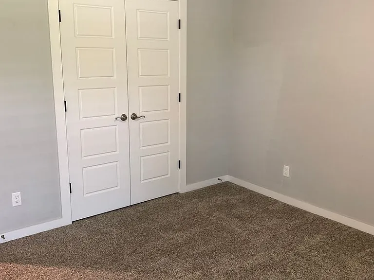 200 Woodbriar Rd — Photo 13