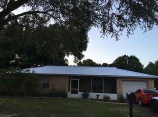 405 S Avocado Ct, Eagle Lake, FL 33839