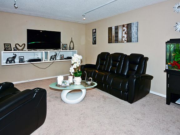 42 Lake Arbor Dr Palm Springs-large-003-