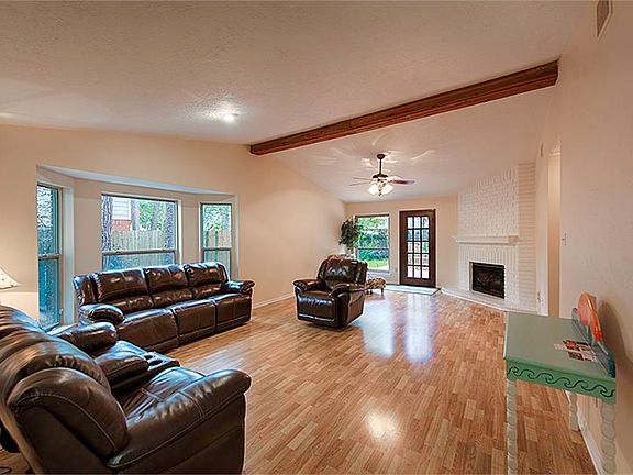 5th image of 3228 Golden Willow Dr