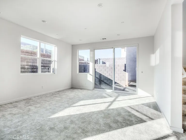 15812 Caterpillar Dr — Photo 9