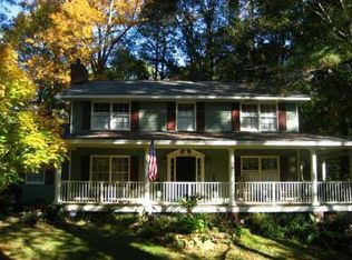 959 Viking Dr, Stone Mountain, GA