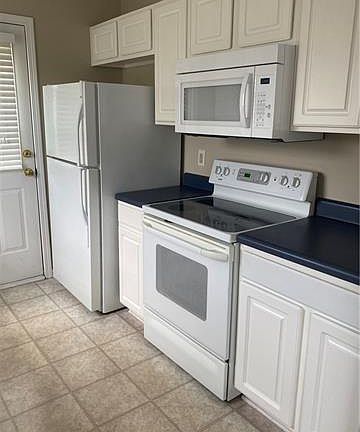 5th image of 7205 Tom Castain Ln