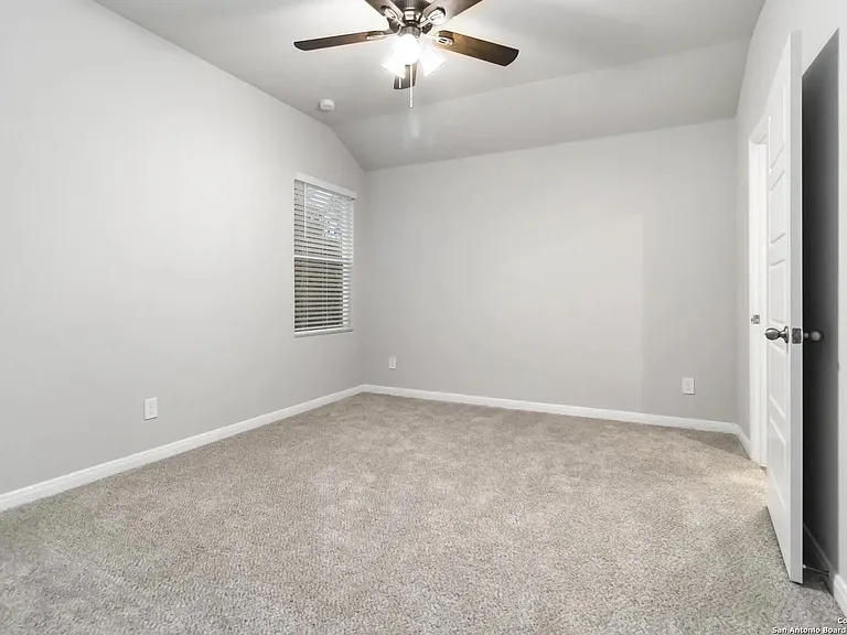 8335 Runner Rdg #102 — Photo 7