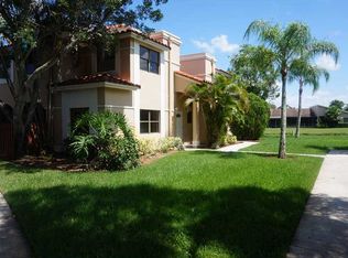 591 Racquet Club Rd APT 4, Fort Lauderdale, FL 33326