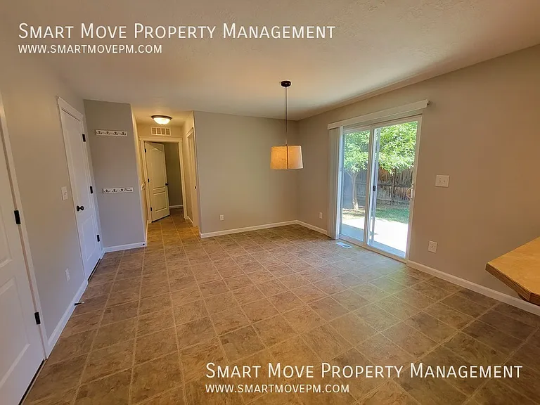 4386 N Buckboard Pl — Photo 9
