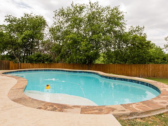 4th image of 6617 Pinebluff Dr