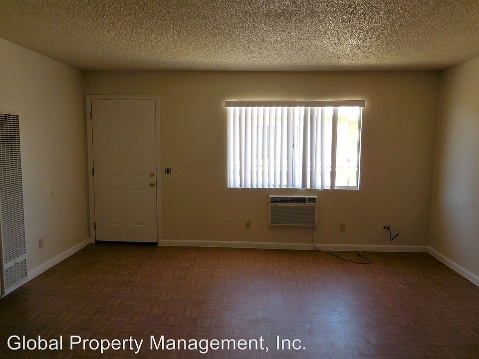 1st image of 18462 Montezuma St APT 20