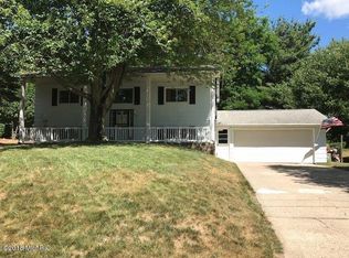 726 N Beebe Ave, Fremont, MI 49412