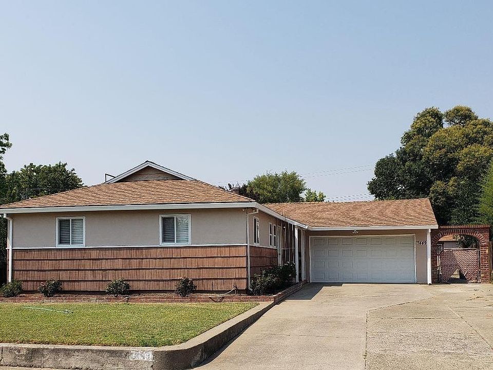 1st image of 7449 Carella Dr