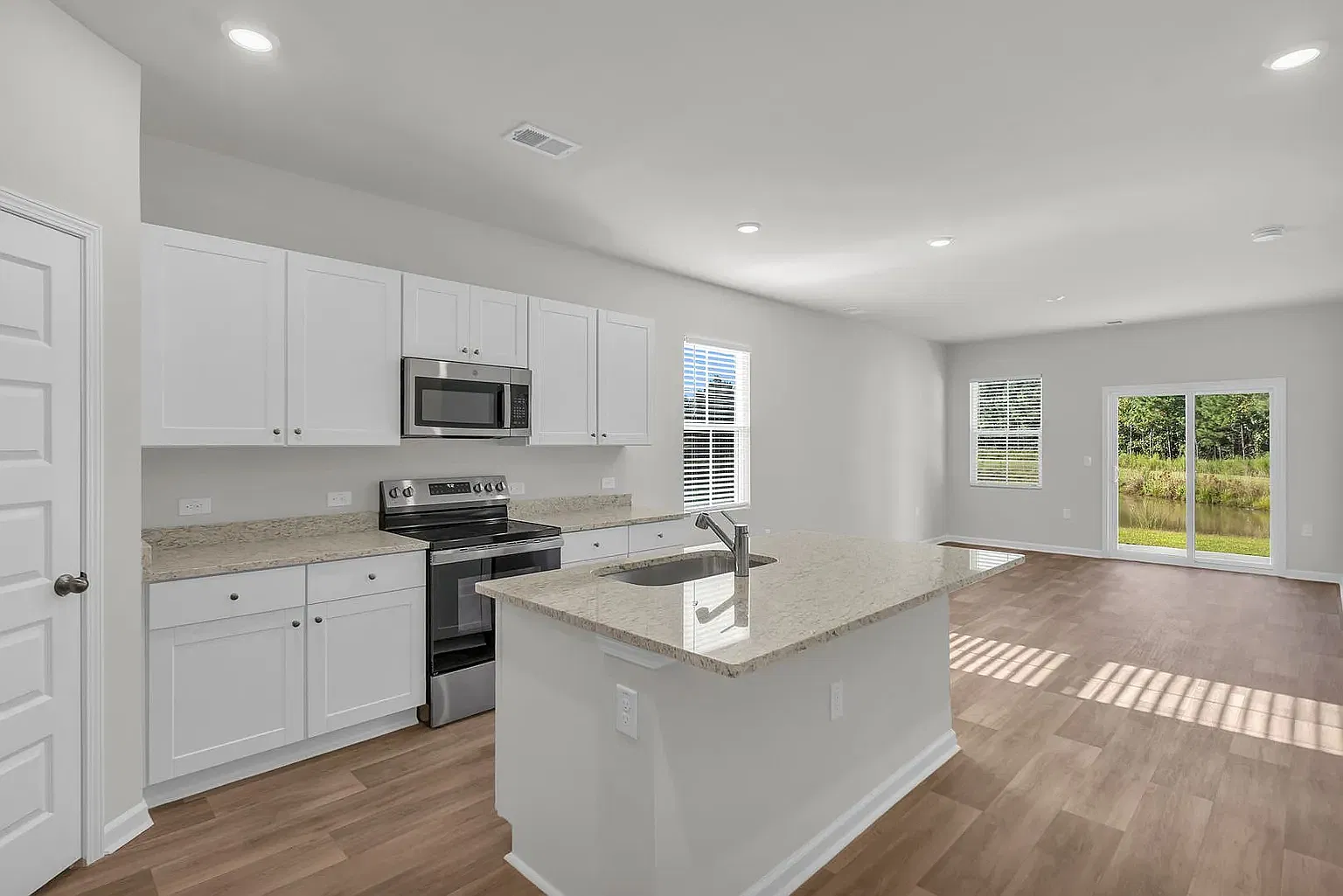 1796 Hunting Harris Ct SW — Photo 3