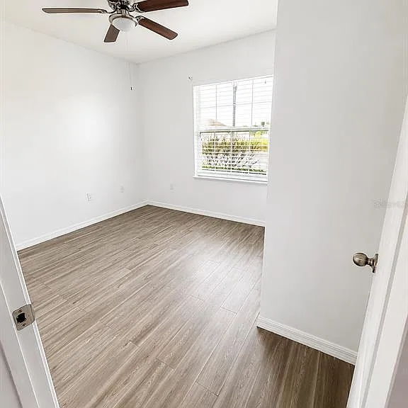433 Sardinia Cir — Photo 5