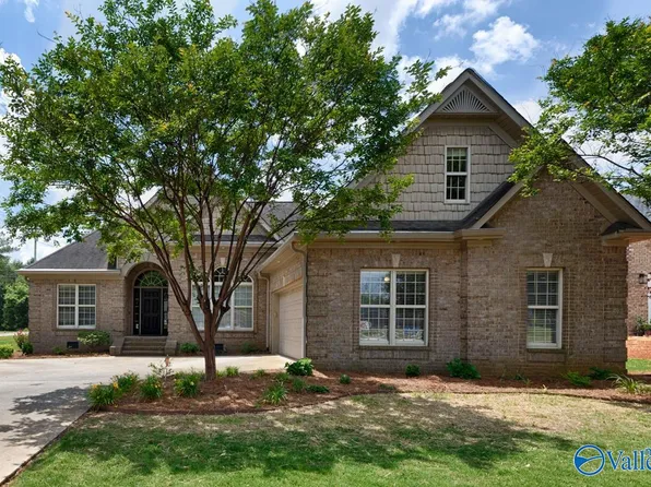 25986 Rosedown Dr, Athens, AL 35613