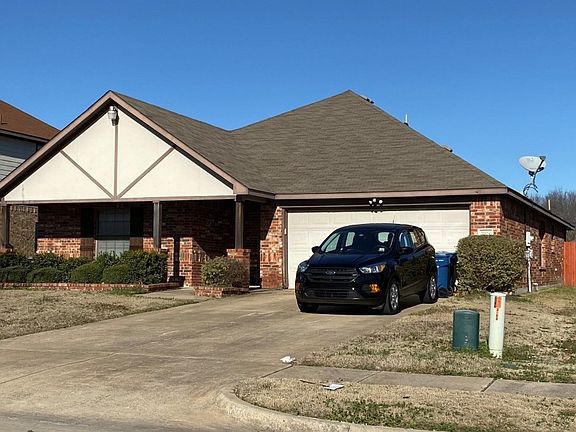 2nd image of 2904 Highland Meadows Dr