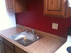 3rd image of 626 Rockdale Ave APT 7