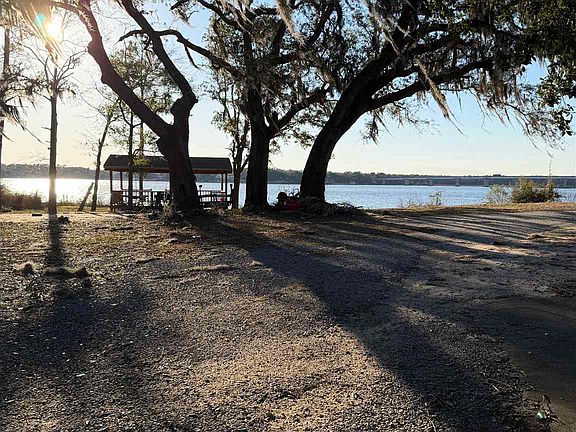 5th image of 0 Bay Vista Ln