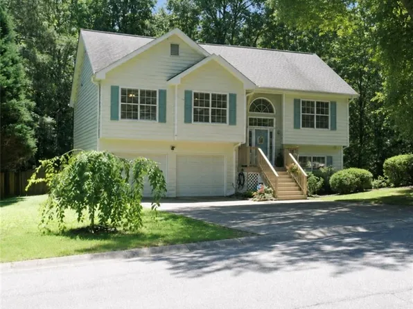 3257 Camens Way NE, Buford, GA 30519