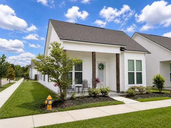 14117 Village Square Ave, Baton Rouge, LA 70818