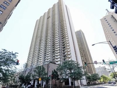 6033 N Sheridan Rd APT 12K, Chicago, IL, 60660