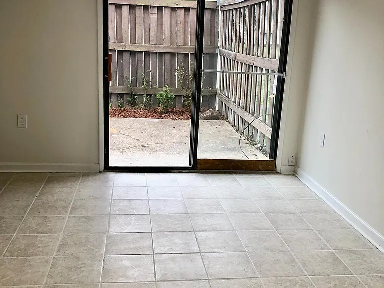 8612 Village Way #4/8612 — Photo 1