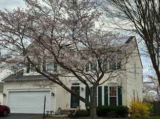 21288 Hidden Pond Pl, Ashburn, VA 20148