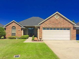 108 Willow Lake Blvd, Bossier City, LA 71111