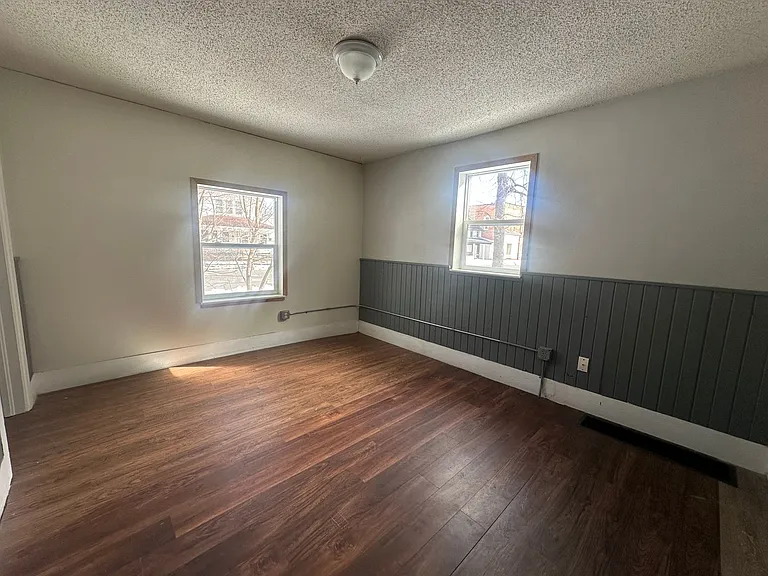 727 Washington St — Photo 25