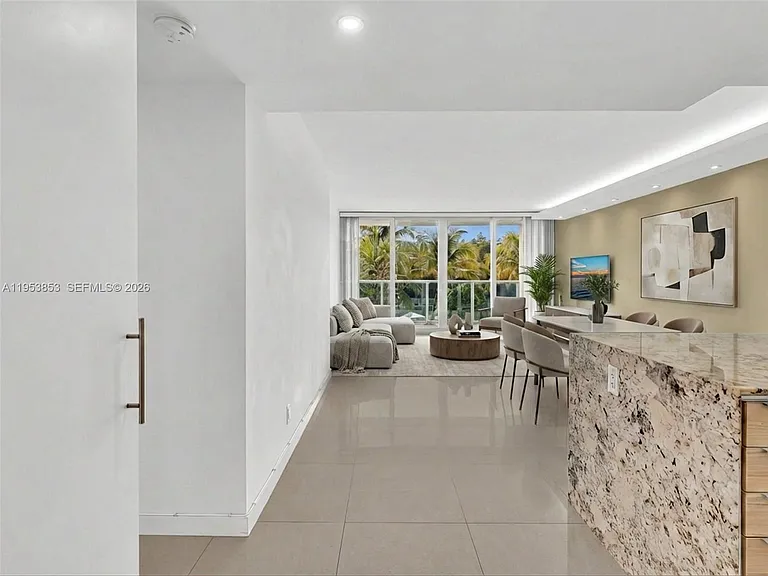 100 Bayview Dr #223 — Photo 4