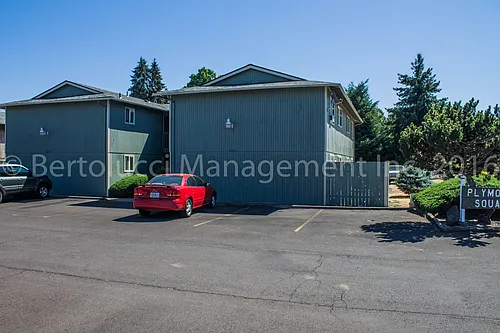 809-875 Plymouth Dr NE Photo 1 809-875 Plymouth Dr NE Photo 1