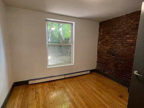 4th image of 74 Van Buren St #1