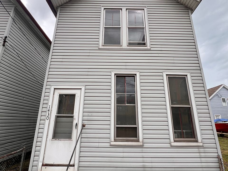 1st image of 1430 E 33rd St