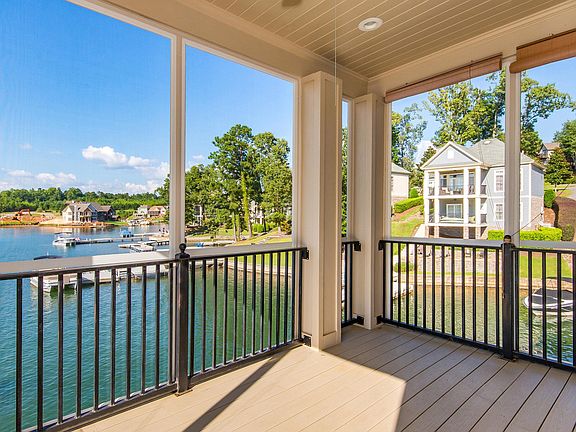 Screened Porch