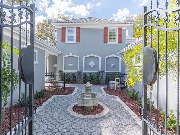 2nd image of 110 Surrey Ln