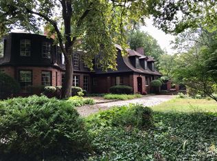 7 Woodland Pl, Grosse Pointe, MI 48230