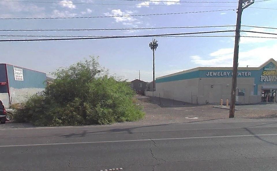 1st image of Boulder Hwy
