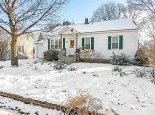 125 Woodbury Rd, Burlington, VT 05408