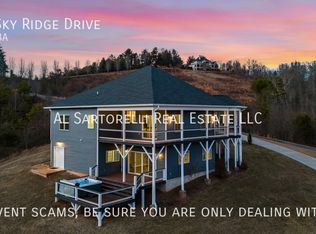 505 Sky Ridge Dr, Leicester, NC 28748