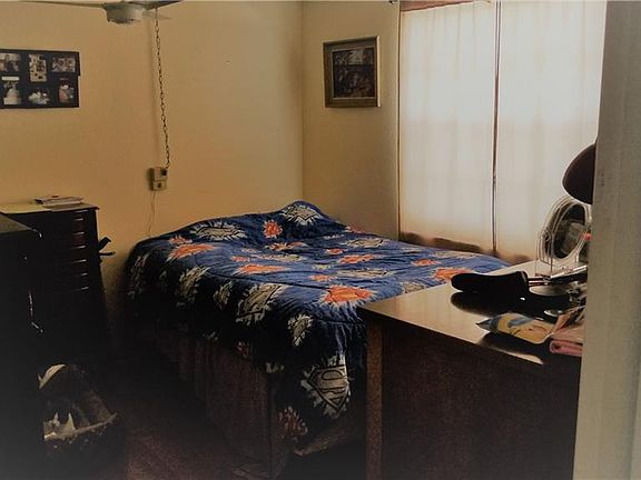 4th image of 1022 Heron Ct