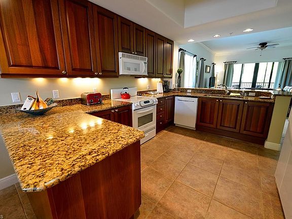 4th image of 1055 Sandpiper St Unit 201