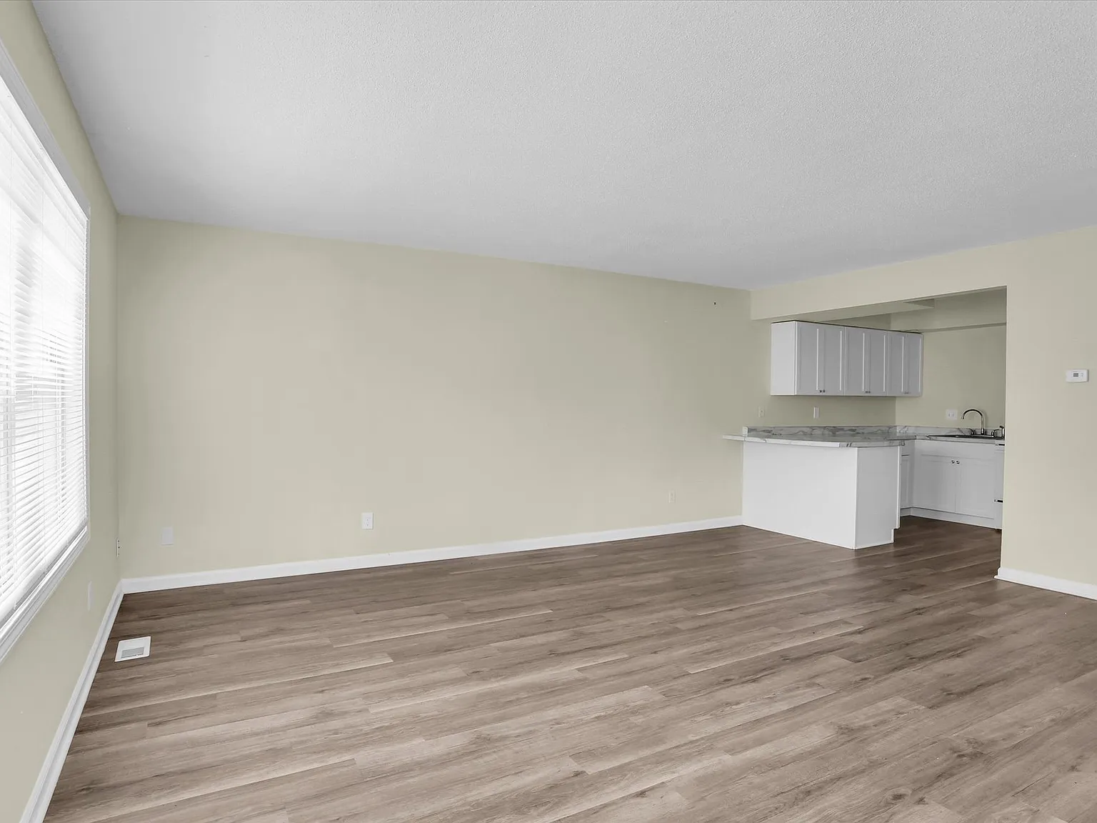 253 Keystone Drive - 4 — Photo 2