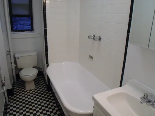 Rented by DSA Realty | media 43