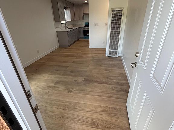 5th image of 10562 Nopalito St