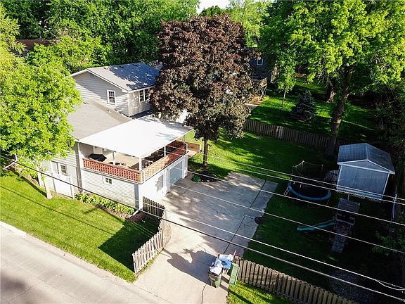 4th image of 2122 Shannon Ln