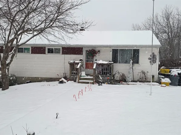 13 Clarendon Dr, Binghamton, NY 13901