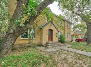 613 Oxford St #1, Houston, TX 77007
