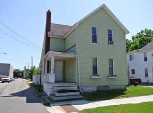 730 Crosby St NW, Grand Rapids, MI 49504